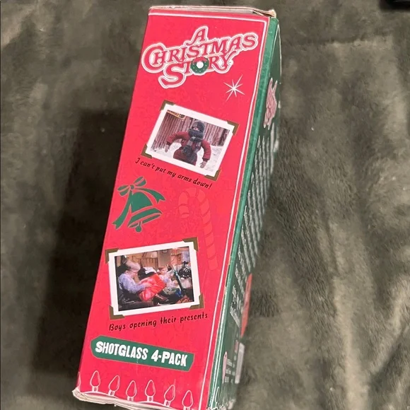 Shot Glass 4-Pack - Red and Green - Picture 4 of 6